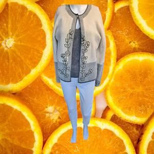 Mercer & Madison Lambswool 1 Button Cardigan with Beaded Flower Design Size S